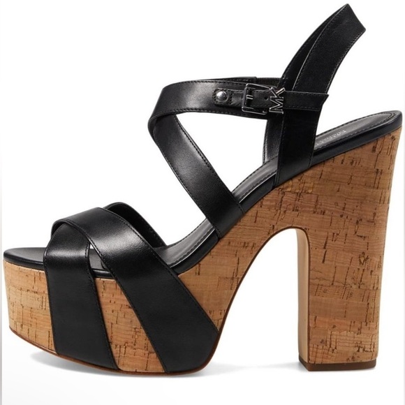 Michael Kors Suki Black Leather Platform Sandal Women's sizes 8 M New in box - Picture 1 of 8